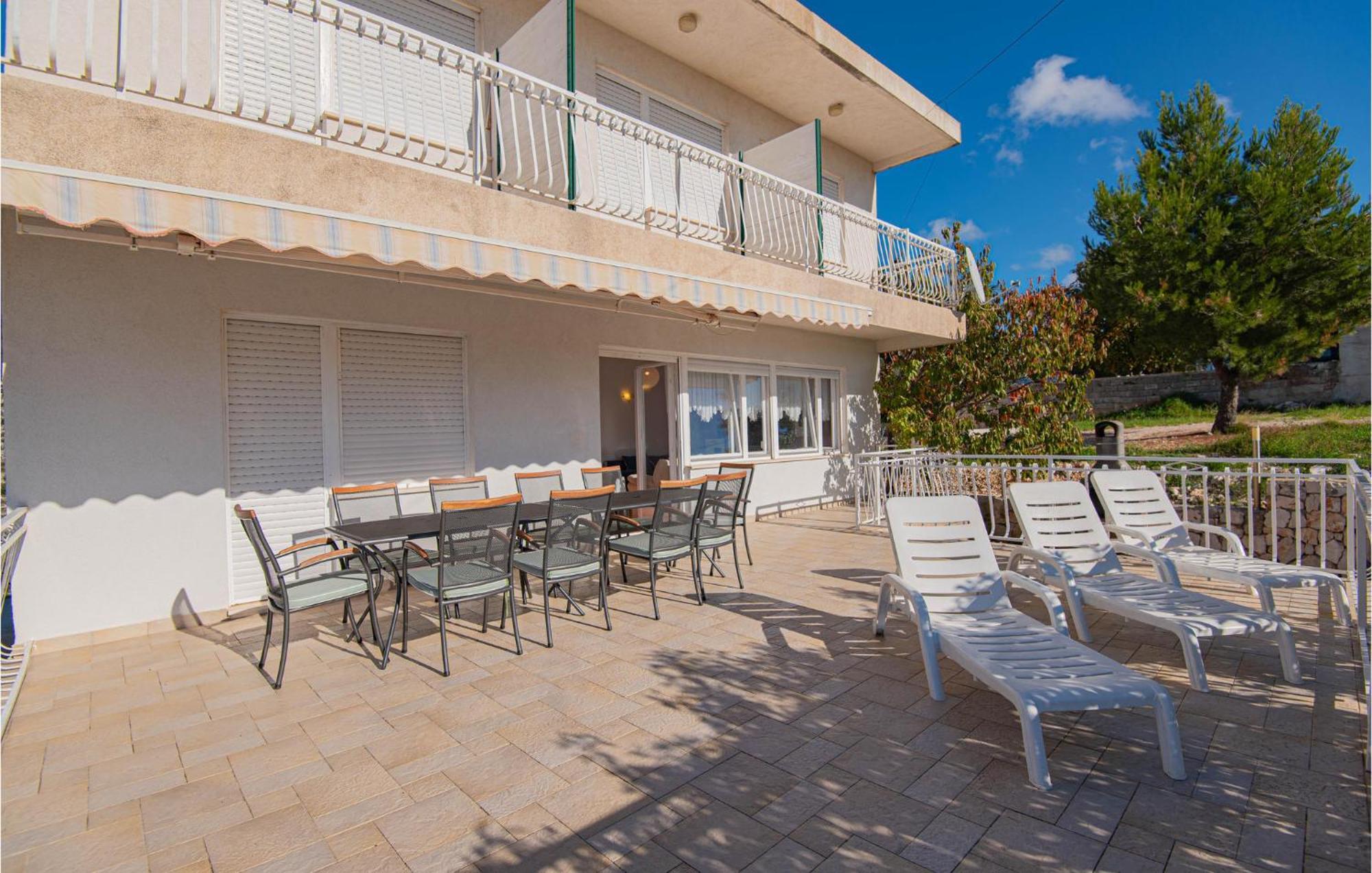 Cozy Home In Dolac With Kitchen Primošten Εξωτερικό φωτογραφία