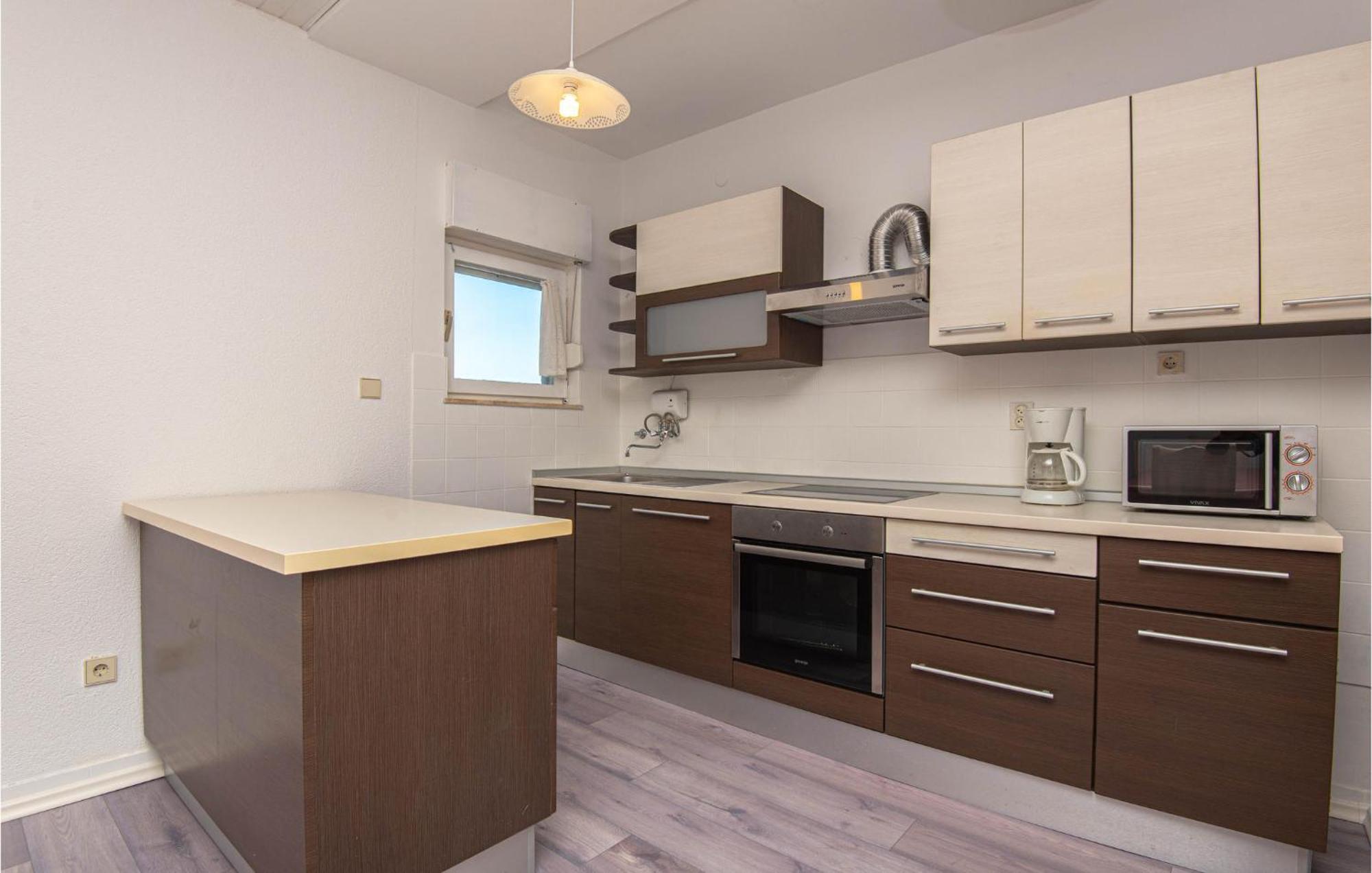 Cozy Home In Dolac With Kitchen Primošten Εξωτερικό φωτογραφία