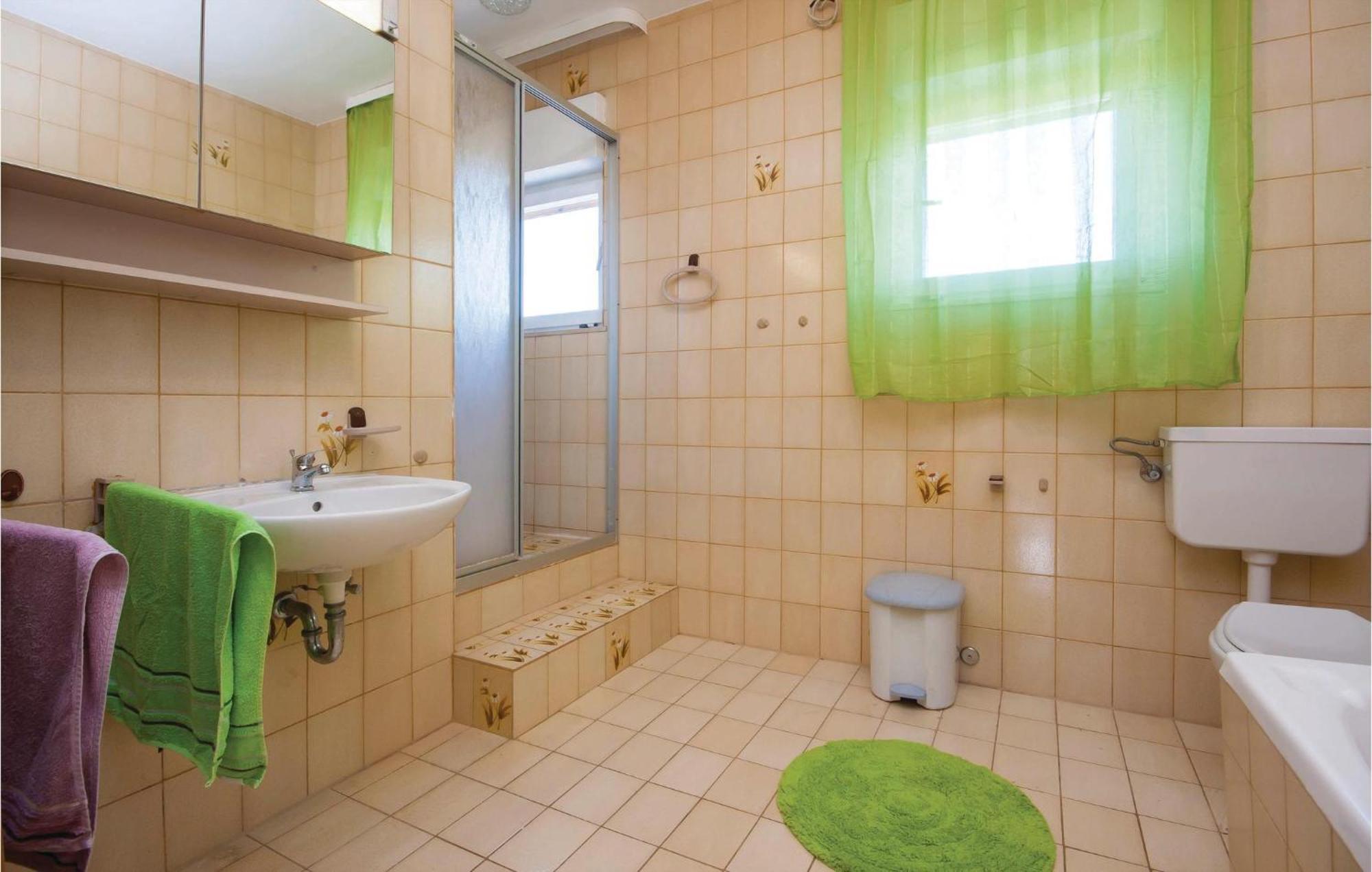 Cozy Home In Dolac With Kitchen Primošten Εξωτερικό φωτογραφία
